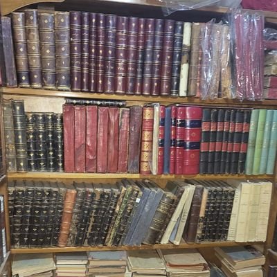 بيع وشراء الكتب القديمة
واتس 01033584344
ت/01000338805