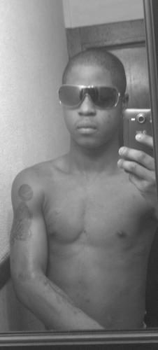 Mauricewalker24's profile picture. loves sports and hanging with my girl also watching scary movies if you don't know me get to know me I hear I'm pretty awesome