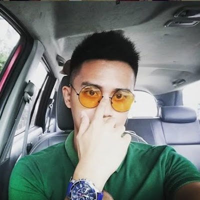 ikstonik's profile picture. 