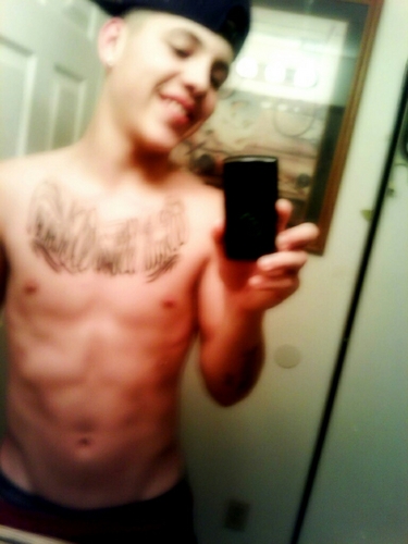 I rapp. Follow me I follow bak!'!;)