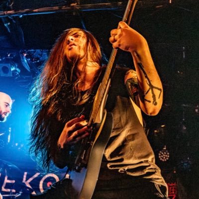 🎸Lead Guitar「NEKOMATA」 🎸 Guitar 「VIOLET ETERNAL」🎧🤓 🎮 super nerd 🇯🇵🇮🇹🇬🇧