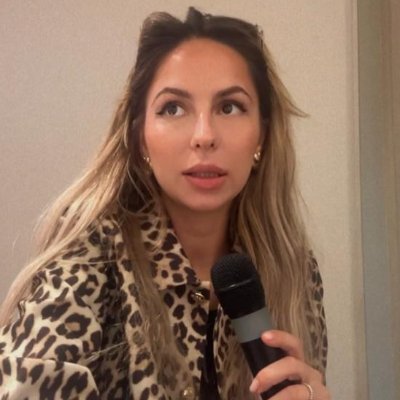 BeaOnChain's profile picture. Glitch in the simulation💫