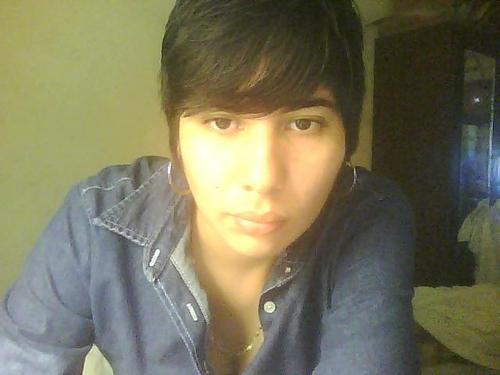 virota's profile picture. Gender Bender