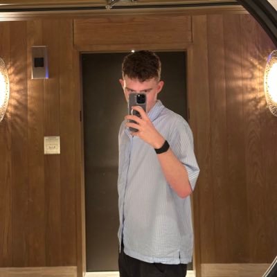 eamonrg_'s profile picture. go suns 🇦🇺