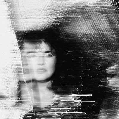 Pianist, Singer and Composer from 🇮🇹 . Piano graduate. ‘I Have Been Here’ out 28/03/25