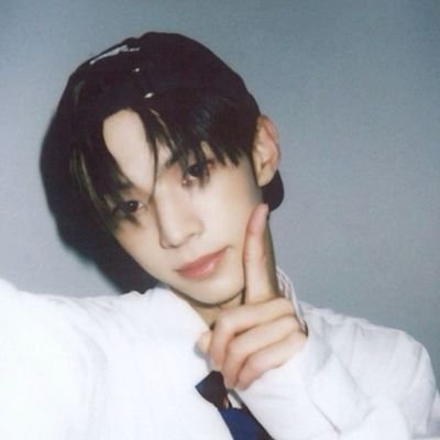 awanggstudy's profile picture. fib, bkk uwiw || temenin ak di coolyeah plis