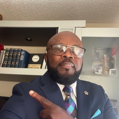 Dad; married; current FDOH employee,Bs degree(Applied Science) from Broward College FL; currently pursuing a Master’s degree(Health S. Administration) @ FIU