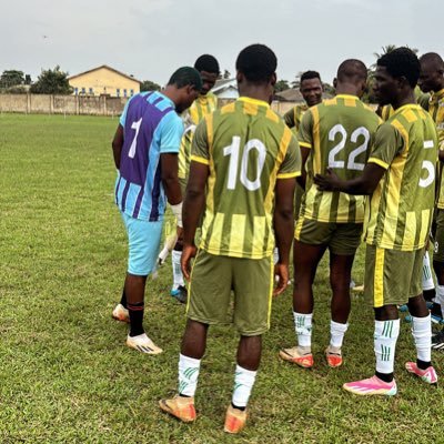 Footballer / clothing brand / iSELL GADGETS (Outsyder Gadgets) Owner (Outsyder) /optimist / serial entrepreneur / https://t.co/reY9lVmwKb