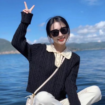 yuanl3371's profile picture. 下班下班  要在芝加昌过好每一个周末鸭🇨🇳

（侵删）