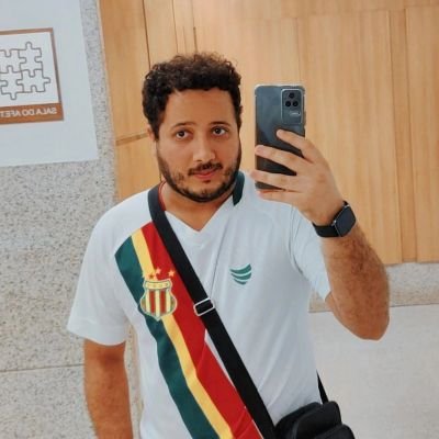 *Cineasta 🎬
*ator e diretor 🎭
*jornalista e vídeomaker 🎥