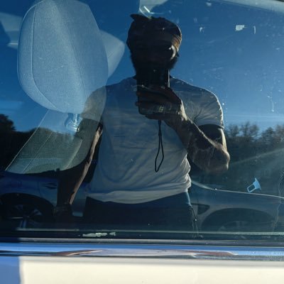 i want my followers back dickhead #MARL3YWORLD #LLB #SIPBAM#RIPKELVIN#LONGLIVEMONEY #CJY
