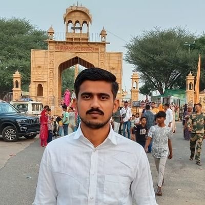 Ajaypal906's profile picture. 