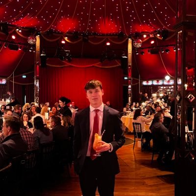 ArturHildnbrnd's profile picture. 🇺🇦🇪🇸🇩🇪