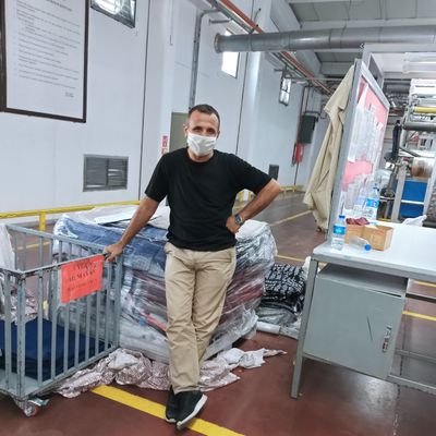 Tekstilde çalıştım pirimim dolu 25 yıl tamam 99 öncesi çalıştım işyeri SSK giriş yapmamış benden küçükler emekli oldu EYT yi bir aydan kaybettim yaş 49 işsizim