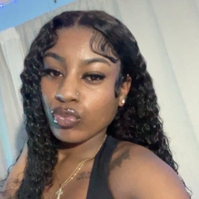 niyadi0r's profile picture. leo