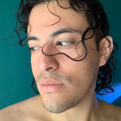 BarrVKirlian's profile picture. hija no se que hago aquí... bueno aspirante a patólogo e historiador de arte