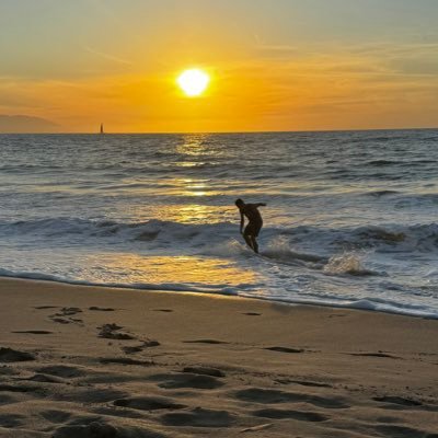 urvidanrm's profile picture. I am who I am. Love me or hate me it's up to you. A foodie living life. 🌎