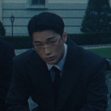 MidnightOwl2521's profile picture. 