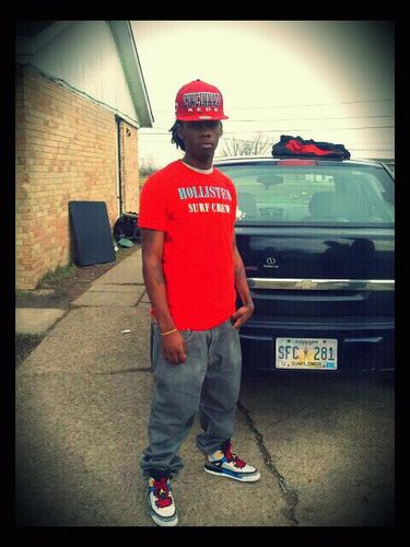 #TeamDreadhead,#TeamSwag,#TeamYMCMB,#TeamSUBBOY Go Follow My Bay @FlyChick_Erii :) She's #TeamFollowBack