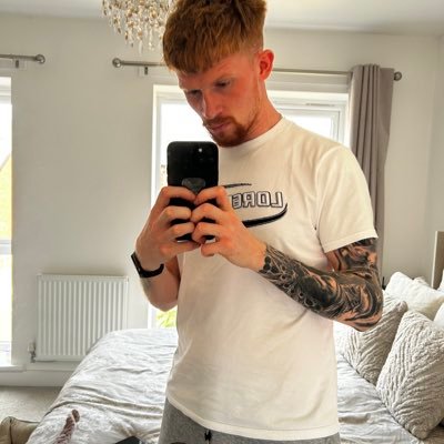 danboon_'s profile picture. @stokecity | Digital Marketing Assistant & Youth Ambassador for YMCA North Staffordshire✨