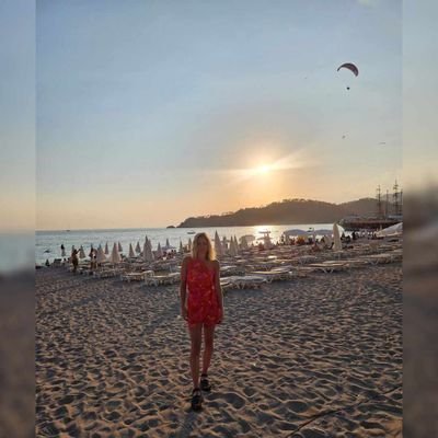 zoeo_nc's profile picture. 💛💚⚽️☕️🌊☀️✈️ #ncfc