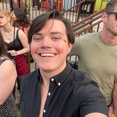 FitzhughLBethea's profile picture. I like politics and Lorde and Chappell 🏳️‍🌈 🇱🇧 🏔️🌊