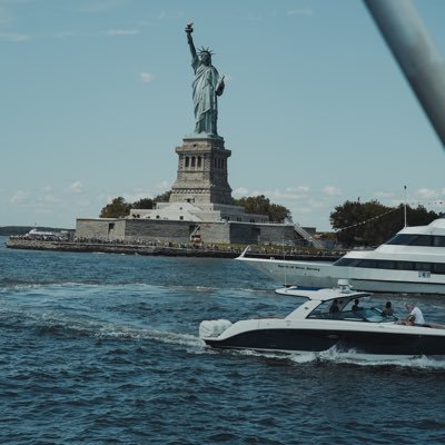 ebuka__io's profile picture. 