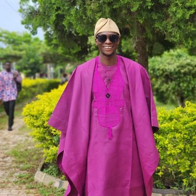 OlawoyeElisha's profile picture. Finance📉||UI/UX Enthusiast||