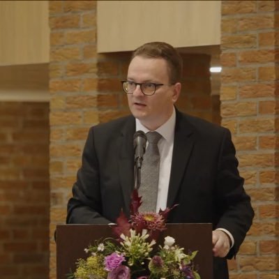 Man van Christien | Vader van 4 | #1980 | Predikant CGK Alphen aan den Rijn | kerkrecht | politiek geïnteresseerd | Israël 🇮🇱 | X-pauze voor onbepaalde tijd