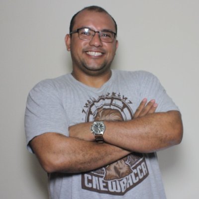 Ingeniero, locutor, improvisador, standupero, chef repostero. Ah! me dedico a crear Software pues necesito comer #NodeJSGuatemala