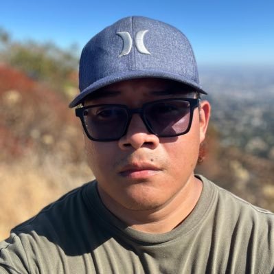 ErickSanto34373's profile picture. 