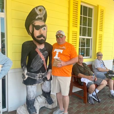 Engineer. Husband. Father. Saved by grace. Braves, Vols, and Cowboys. Seller of cards high, medium, & low $. $1 PWE and $4 BMWT. PC Vols Memorabilia for myself!