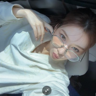 Music,art,anime,book,animal,nature lover. Prefers listening to J-POP & K-pop. My ults are 𝒯𝓌𝒾𝒸ℯ,ℬ𝒯𝒮,𝒦𝒾𝒸𝓀ℱ𝓁𝒾𝓅,𝒩ℰ𝒳𝒵.(great fondness w/JYPE groups)