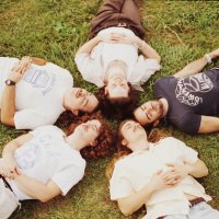 NeverEndingFall (@nefdaily) 's Twitter Profile