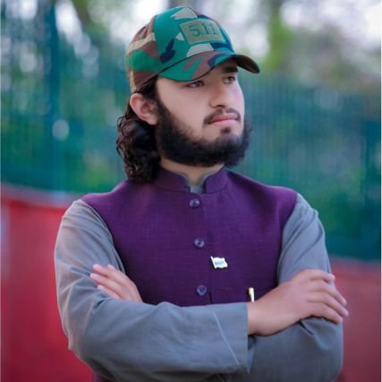 RRohani32656's profile picture. 