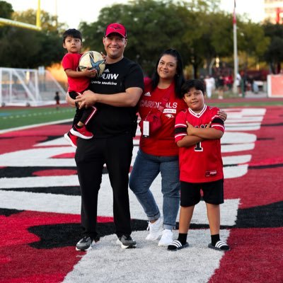 UIW Senior Associate AD/Student Well Being. Family is Everything. Optimisitic by nature, leave bad energy at the door.