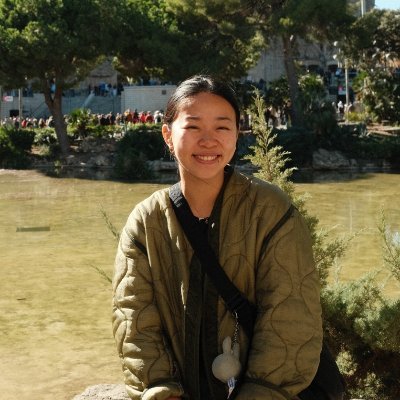 itstabya's profile picture. manifesting play, wonder 🤠🥳