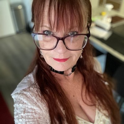 Australian Indie author of Erotic Romance/Dark Erotica.