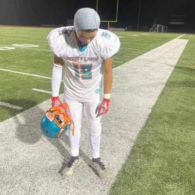 donny_em_11's profile picture. Class Of 2027 | RB FB K DE LB | Westlake High School | 5’7 150| IG-_donskino