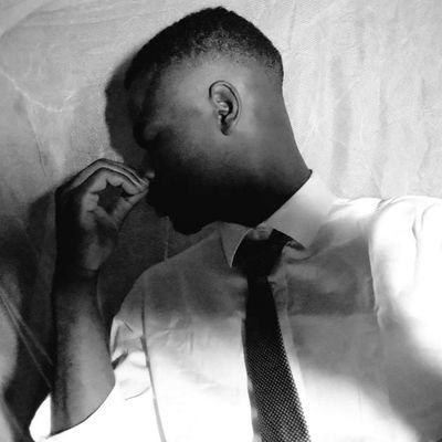 TaycHeritier's profile picture. Chrétien ⛪🇻🇦, petit informaticien 💻. amoureux de la poésie et philosophie 

( Fc Barcelone supporter 💙❤️)