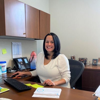 am Kelly Walcott am here as the senior manager who is entire too credit people their money