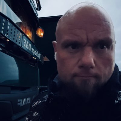 AlkChristopher's profile picture. Einzigartig authentisch, ehrlich und Trocken… 

Ich würde mich als „ungewöhnlich - nicht gewöhnlich“ beschreiben… 😂