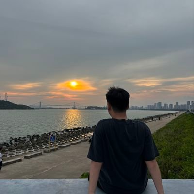 M11nghan's profile picture. 