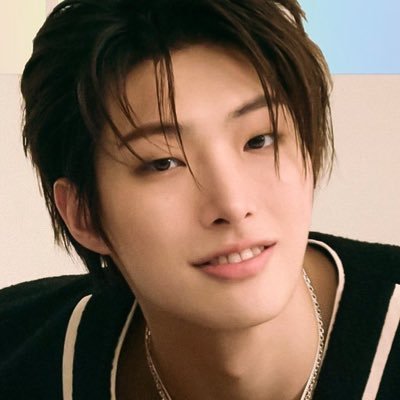 they/them. 32. queer. writer, in a bastardized sense of the word. horrible filthy multi. i post whatever i want. a-hope of rap line. 한국어를 배우려는 시도. mdni.
