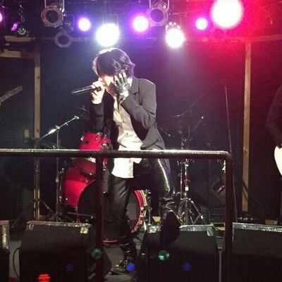 BOOWYが好きでコピーバンドやってます!
2018年から卓球を6年振りに再開
現在はLet'sぴんぽんというチームの代表として活動しています
@LetsPingPong20
過去に全国青年卓球大会、全日本ラージ選手権に2度東京代表で出場した経験があります
ライト杯
@lightabletennis
いいね返し