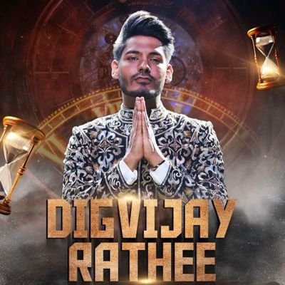 भोलेनाथ के भक्त है इसलिये भोले बनकर फिरते है!!
पर याद रखना कभी कभी तांडव करना भी जानते है!!
🙏HAR HAR MAHADEV 🙏
#umarriaz #umararmy #fanofumar