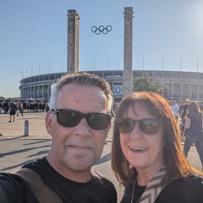 majoosta's profile picture. Jogger, DM devotee🌹& sci-fi saddo. Love traveling, gadgets, industrial music and CAFC. Family is everything.♥️ X.