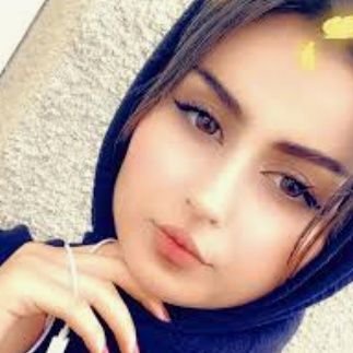 nibz00's profile picture. أقسم أنني لا يمكن أن أحبك أكثر مما أُحبك الآن، ولكني أعلم أنني سأحبك أكثر غدا