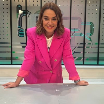 Periodista . Trabajando en esto desde los 14 años, y sintiendo que cada día empiezo de cero. Madre de Lola.