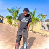 Jeff must trend (@jeff_must_trend) 's Twitter Profile